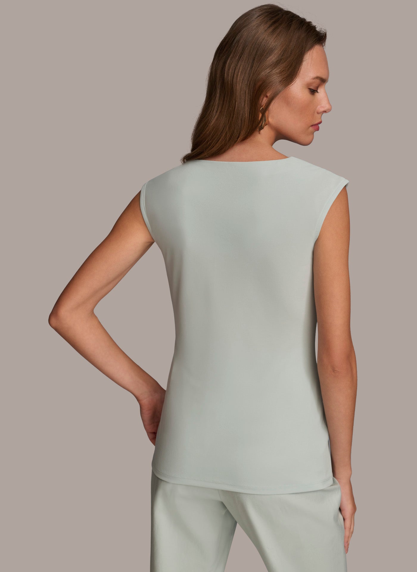 (image for) CONCISE ASYMMETRICAL DRAPE SHOULDER TOP